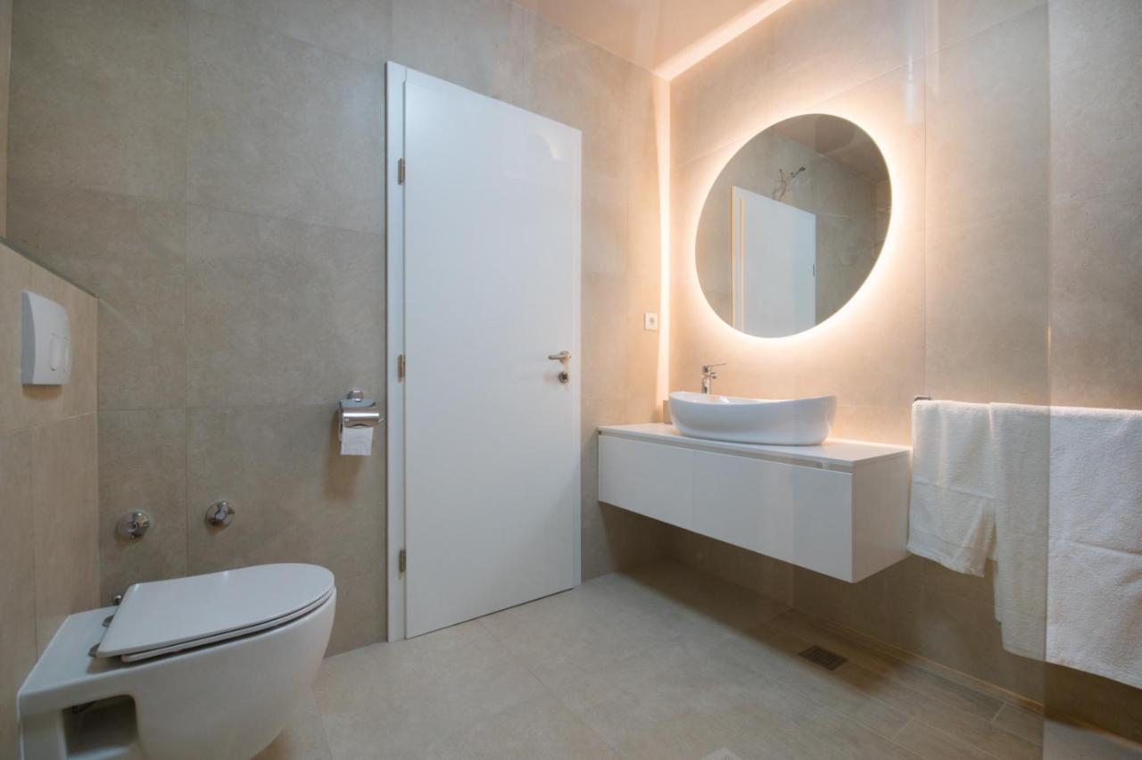 Brand New Aparment With Sea View & Swimming Pool At Ciovo - Villa Fiorentini Trogir Dış mekan fotoğraf