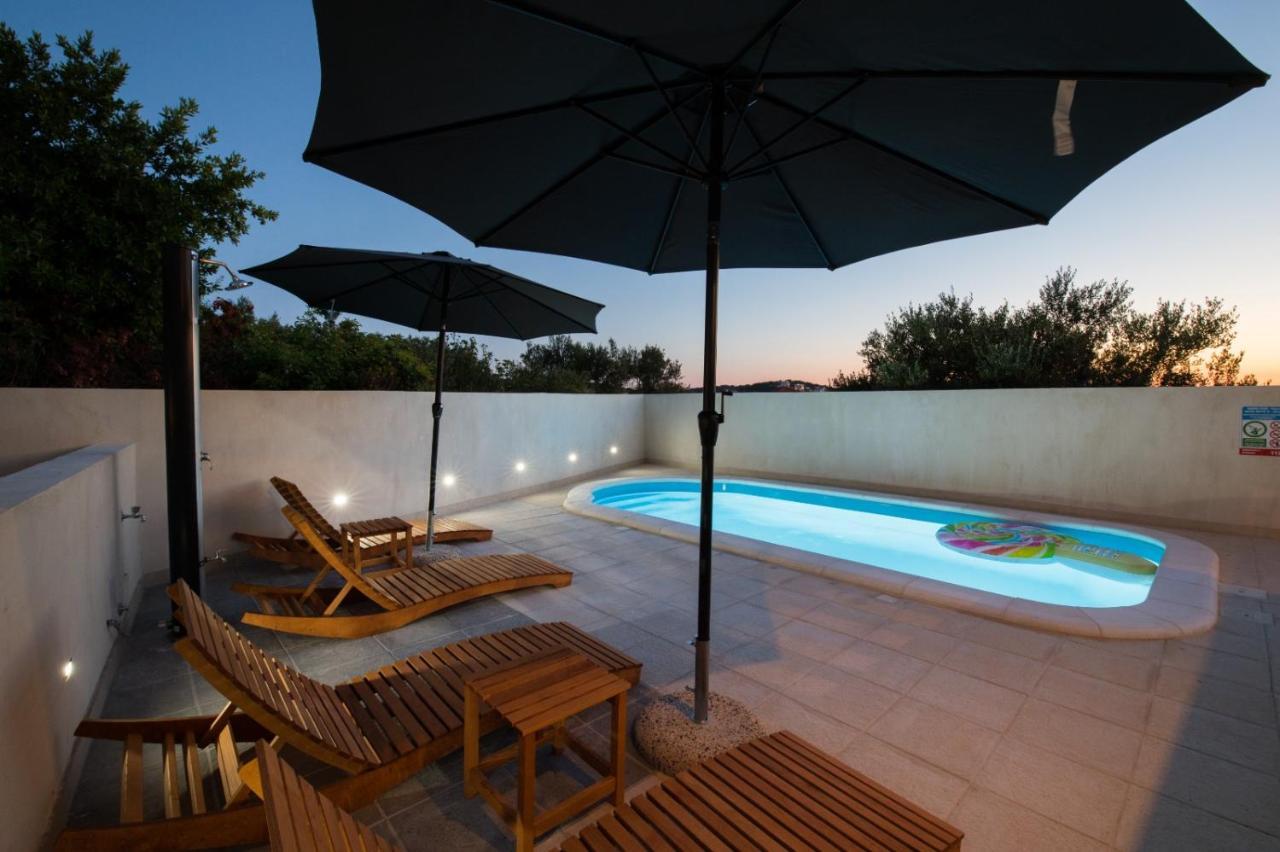 Brand New Aparment With Sea View & Swimming Pool At Ciovo - Villa Fiorentini Trogir Dış mekan fotoğraf
